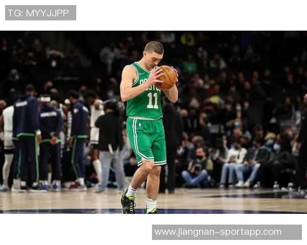 普理查德砍下27分助球队胜利对战绩毫不意外展现自信