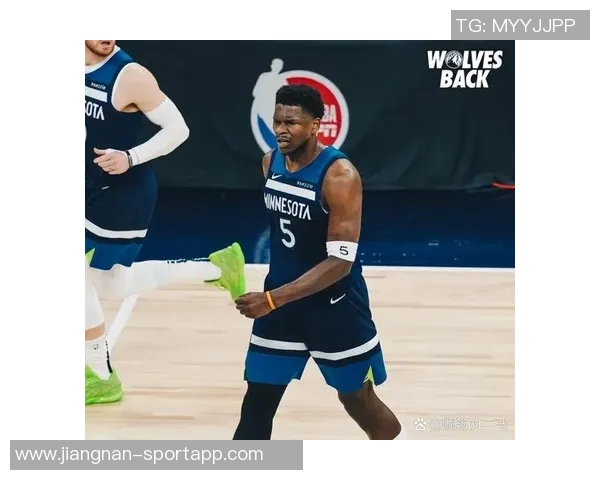 森林狼首节火力全开五人得分接连上升创下40分佳绩